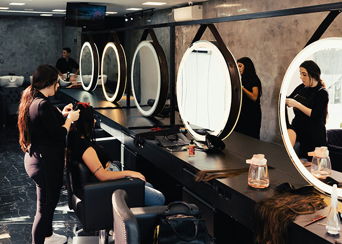 Гел или BIAB: кое е по-добро за вашите нокти?